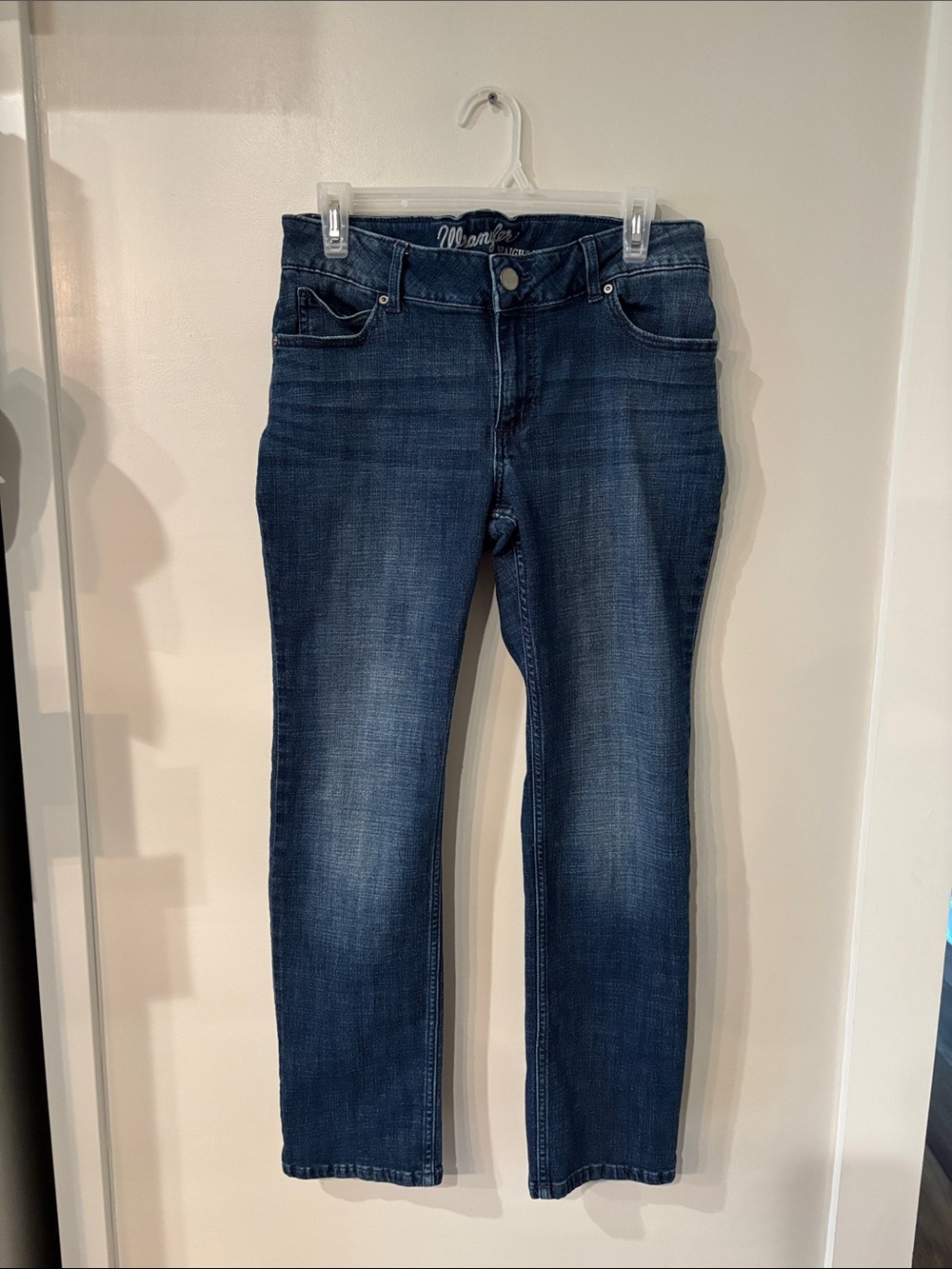 Wrangler Women’s Straight Leg Jeans in Dark Indigo Wash